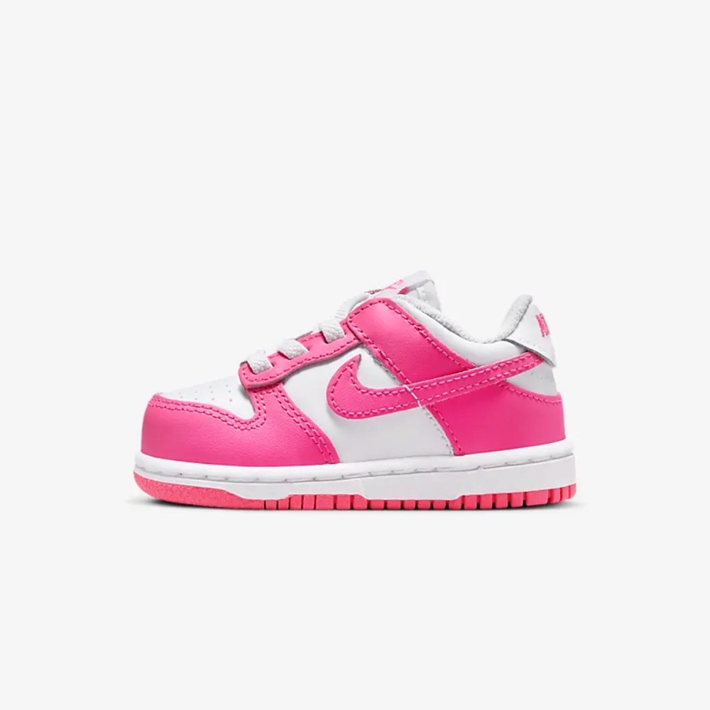 Dunks pink and white 5c